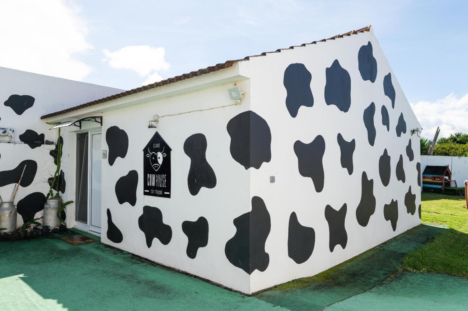 Calhetas Azores Cow House מראה חיצוני תמונה